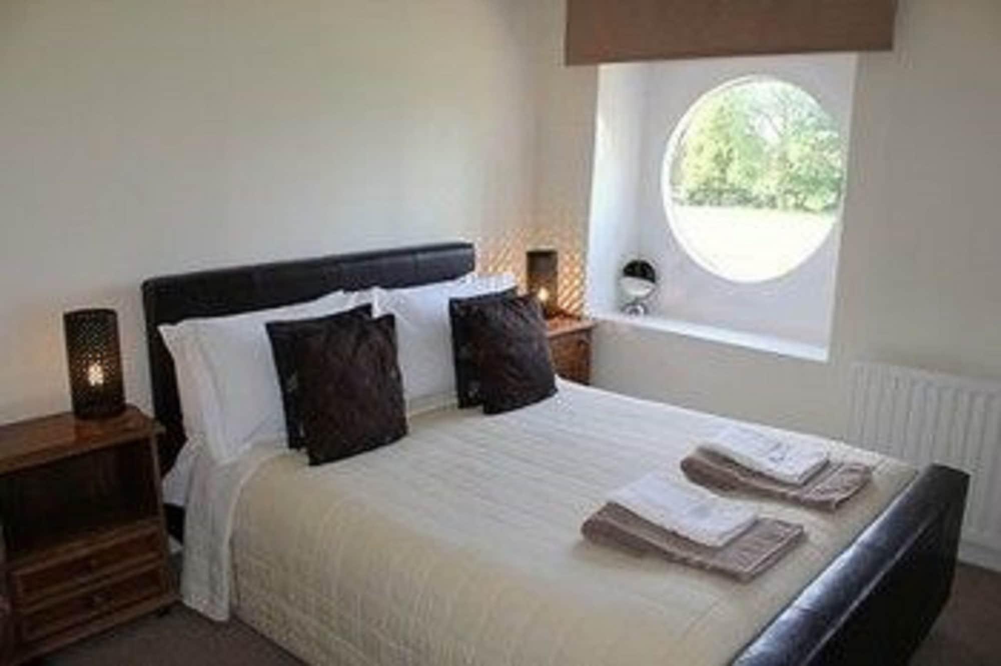 Bed and Breakfast The Coach House Winterbourne Exteriér fotografie